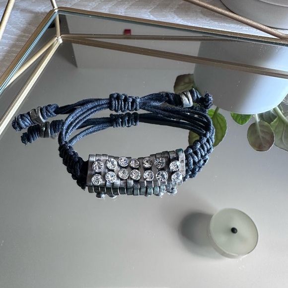 Crystal and cord adjustable bracelet - Picture 4 of 6